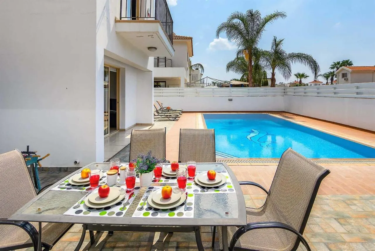 Cherry Palm Villa Protaras